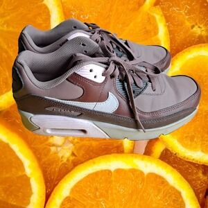 Nike Air Max 90 Everyday Sneakers Cushioned Casual Shoes Youth‎